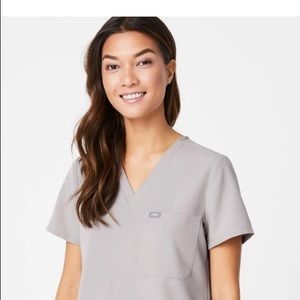 Brand New Figs Scrub Top for sale